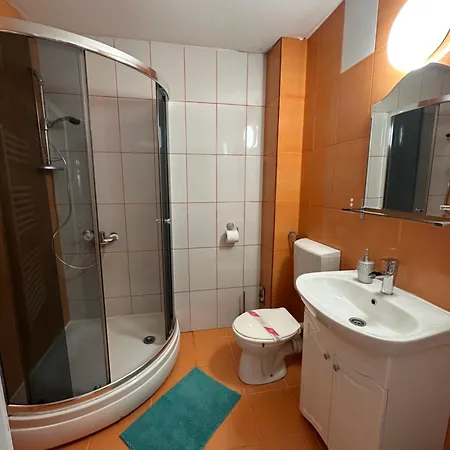 Quarto em Acomodações Particulares Ana *